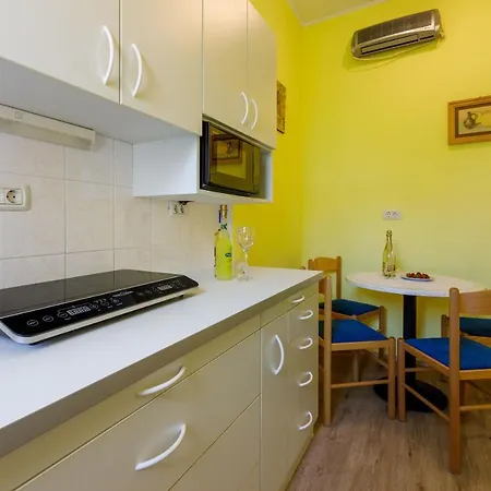Apartment Seaside